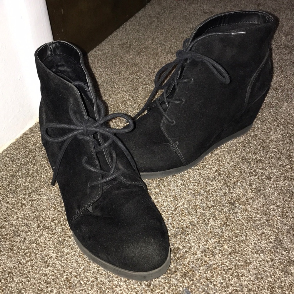 Ankle Short Black Wedges